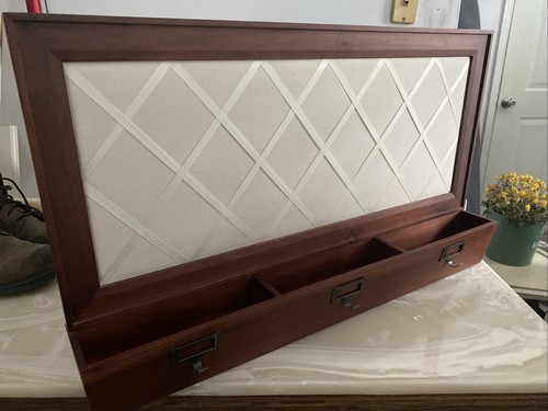 Pottery barn wall - wall, display