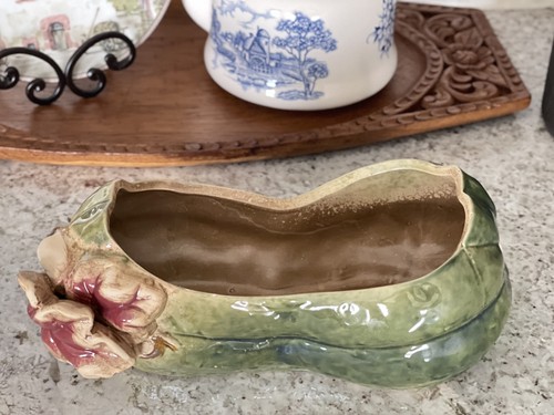 Squash pottery holder table - , or