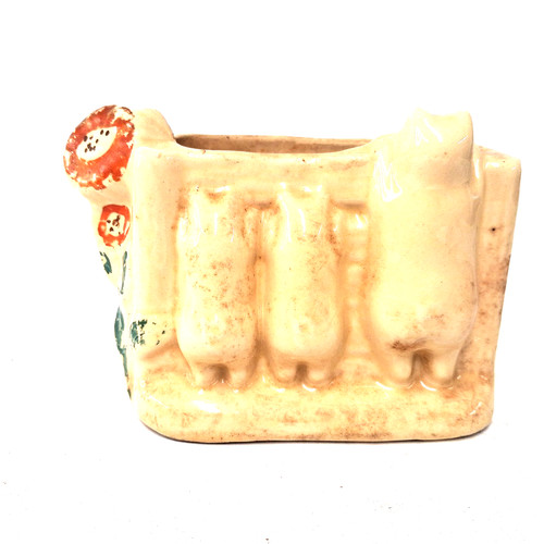 Three little pigs figural - little,
