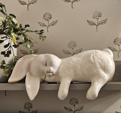 Vintage sleeping bunny rabbit - sleeping,
